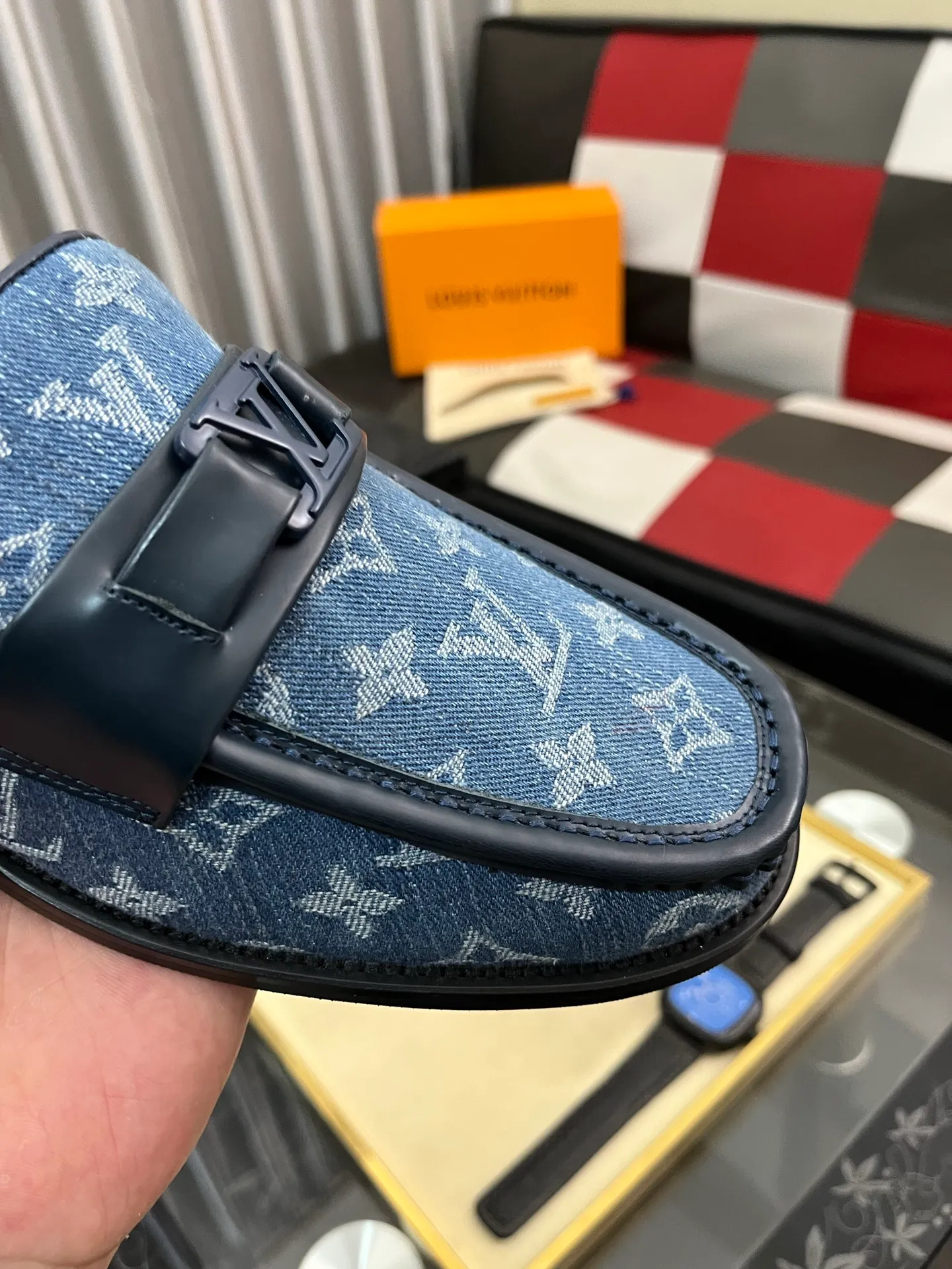 Men's Men's Shoes Men's Men's Shoes 💰520⌚️⌚️[LV] The most popular classic Louis Vuitton leather shoes. Synchronized with the official website, the upper adopts Italian imported upper embossing➕comfortable cowhide lining, fashionable atmosphere, unique brand and unique craftsmanship. Highlighting the hot style of the new year. Stop hesitating, stop wandering, get it now. Code number: 38--44. 3️⃣colors available